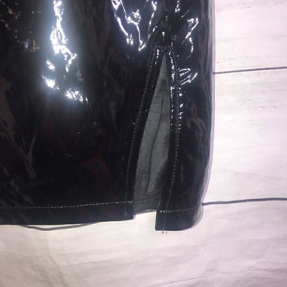 NEW! Just Quella Women Black Vinyl Skirt-M (8-10) - Picture 2 of 7